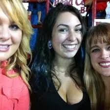 Leanna Bird's Instagram, Twitter & Facebook