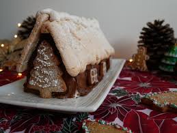 Buche Chalet De Noel Poire Chocolat Et Creme De Marrons Tizi Cooks Poire Au Chocolat Recette Dessert Noel Chocolat Noel