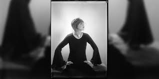 Man ray photographie man ray photos kiki de montparnasse portrait photographers portraits andreas alberto giacometti man ray photographie man ray photos vintage photography art. Man Ray And Fashion