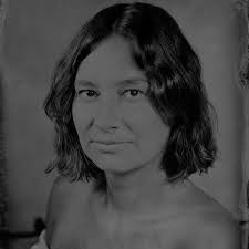 Allie Pearce's Instagram, Twitter & Facebook