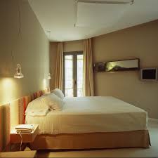 Ceiling fans do double duty in bedrooms: Bedroom Ceiling Lighting Ideas Ylighting Ideas