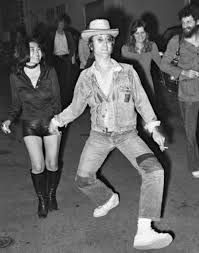 Jim Morrison With Thor Ray Manzarek 39 S Brother Jim 39 S Doberman John Lennon John Lennon And Yoko John Lennon Walk