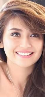Super gorgeous and beautiful ❤️❤️❤️❤️❤️❤️❤️❤️ in her late teens the queen  herself Kathryn Bernardo