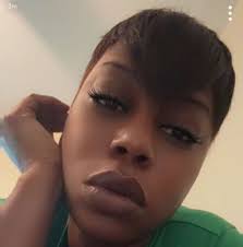 Hi my name is Tiffany and I play for keeps. R&B lovers I am here to stay,  here to slay 😘