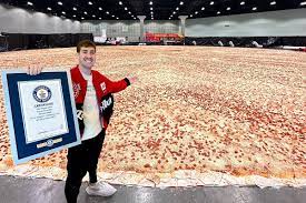 Самая большая пицца в мире