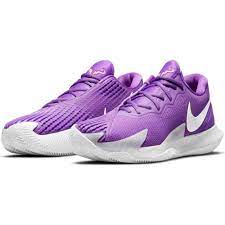 For the majority of his previous games won the past he wore the nike lunar ballistic shoes but from the new nike zoom cage 3 came out he had made a switch and is now wearing the zoom cage 3 and will switch to the clay version when needed. Vapor Cage 4 Rafa Nadal Pink Man Tennis Shoes Tienda Tenis