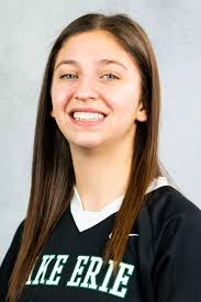 Amanda Tressler's Instagram, Twitter & Facebook