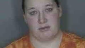 Fulton woman accused of stealing victim's ID, setting up accounts