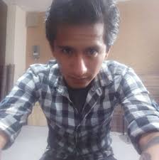 Another piece in the Tic Tac Diorama series. Hand-painted with no  magnification.