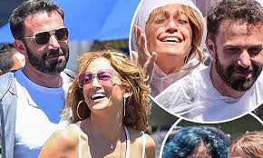 Timothy affleck was approached by the tabloid the sun to weigh in on his jennifer lopez and ben affleck 'aren't hiding' rekindled relationship, says source. Ben Affleck News On The Batman Actor S Movies And Girlfriend Daily Mail Online