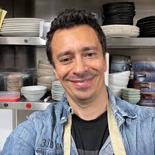 Moderátorky Joy Rank, Sabina Jakšová a Lucy měly na starost včerejší zápas.  Pojďme se s nimi podívat na jeho průběh. ——- The moderators Joy Rank,  Sabina Jakšová and Lucy were in charge