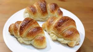 Homemade Croissants Croissant Recipe Step By Step Guide Recipe Homemade Croissants Croissant Recipe Crossant Recipes