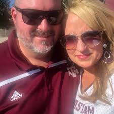 Can anyone help with dog and cat food near Temple, Texas?