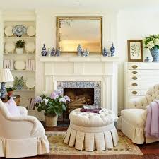 Fred gruen retired in 1940 and died in 1945, and his brother george died in 1952. Delft Tile Fireplace Blue And White Chinese Export Vases On Fireplace Mantel Traditional Interior Design Linda Knight Carr The Glam Pad