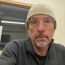 Sustainable Tees: Leading the Circular Fashion Shift