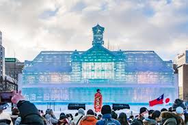 The sapporo snow festival (さっぽろ雪まつり, sapporo yuki matsuri) is held during one week every february in hokkaido 's capital sapporo. Winterzauber Beim Sapporo Snow Festival Japan Blickgewinkelt