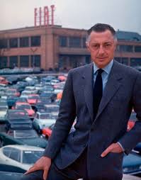 Well, it turns out that the italian industrialist — and style icon for the times — once sustained a leg injury so severe that the sturdy choice in footwear was forced upon him. Gianni Agnelli Style Icon Series Philippe Perzi Vienna