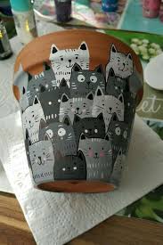 Then, while the paint is still wet, peel off the vinyl. Painting Terracotta Pots With Different Figure Ideas Balcony Decoration Eco Friendly Garden Ideas