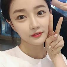 Princess Lee Sian (이시안) 🍊 di Instagram "LEE SIAN PRE-DEBUT PHOTO #.13❤️  HOW PRETTY SHE IS 😍❤️ PRINCESS @siannnn_s2 💕 . KEEP SUPPORT FOR OUR  BEAUTIFUL CLOWN LEE SIAN❤️❤️ . Don't…"