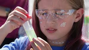 Curiosity Cube helps foster children's interest in science