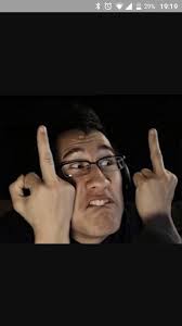 Isabelle Solis Hull (@HullSolis)