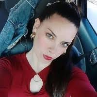 Brenda Ugarte's Instagram, Twitter & Facebook