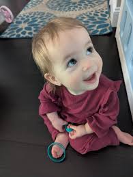 Wearing bracelets in new ways to show support