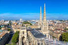 Bordeaux is a world capital of wine, with its castles and vineyards of the bordeaux region that stand on the hillsides of the gironde and is home to the world's main wine fair, vinexpo. 15 Best Things To Do In Bordeaux France Swedish Nomad