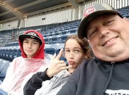 Brian Stalter (@BrianStalter)