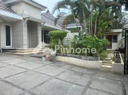 Disewakan Rumah Mewah di Lokasi Premium di Jalan Lembang ...