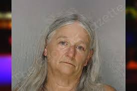 Cynthia Sams's Instagram, Twitter & Facebook