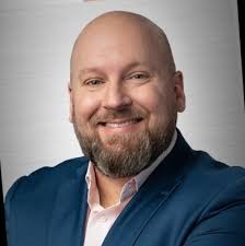 How do we get the MOST and the BEST from the people we hire? Hint: It  starts before the hire is made! ⚡ SparkNotes Version: There are only 3 ways  to coach