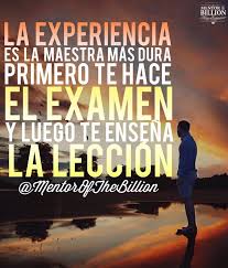 15 frases motivadoras para emprendedores grandes empresarios y grandes exitosos son y serán fuentes de inspiración ya sea de manera personal o profesional en la vida de cada uno de nosotros. Galeria 27 Frases Inspiradoras Para Emprendedores En Rumbo Al Exito Frases Inspiradoras Frases Motivadoras Pensamientos