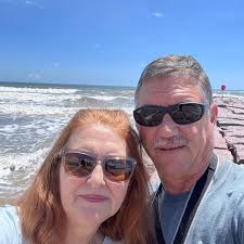 Beautiful moment as 10 football players from Baylor University publicly  declare their faith in Jesus Christ through baptism. Praise be to God. ❤️✝️  : @bufootball #christhlete