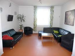 Frauenhaus is a civic & social organization company based out of neustadt an der weinstraße, germany. Leben Im Frauenhaus Frauenprojekte Bora