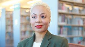 Christina Pettus's Instagram, Twitter & Facebook