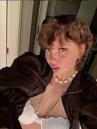 Leah Smith dead: TikTok star dies aged 22 after cancer battle as boyfriend  tells fans 'we'll never let her be forgotten'