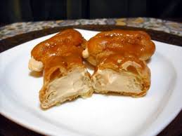 Simply Irresistible Caramel Eclairs On Bakespace Com Recipe Eclair Recipe Recipes Eclairs