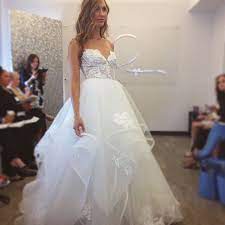 The Chantelle Gown By Hayley Paige Style 6552 Wedding Dresses Dream Wedding Dresses Hailey Paige Wedding Dresses