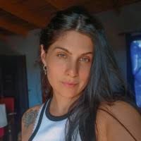 80+ perfiles de «Flor Saavedra»