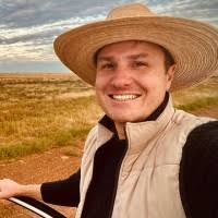 600+ "Alick" profiles