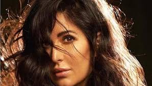 Katrina Kaif oozes glamour on magazine cover, check out pics from new  photoshoot | Bollywood - Hindustan Times