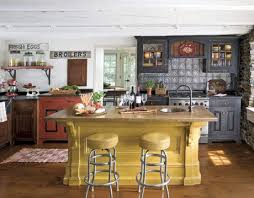 Minacciolo country kitchens with italian style. Early American Country Kitchen