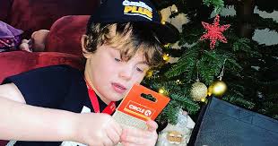 Noah enjoys Christmas visit to Circle K Macroom