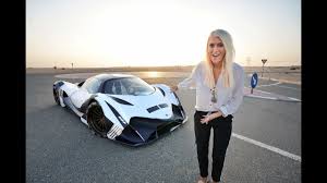 Ich gebe euch einen exklusiven einblick in das 5000 ps concept car devel sixteen und konnte mir natürlich den soundcheck. World S First Person To Drive The Devel Sixteen Youtube