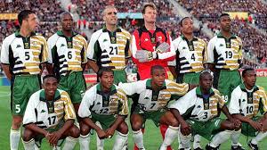 En effet, le maroc est épinglé pour un pot de vin qu'il aurait versé en 1992 à jack warner (président de la concacaf de 1990 à 2011). Mon Grenier A Maillots Afrique Du Sud South Africa 1998 2006