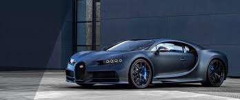 El reguetonero puertorriqueño apareció este lunes en instagram para mostrar su nueva adquisición: Bad Bunny Drives A 3 Million Dollar Bugatti Agoodoutfit