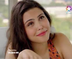 Estetikli olduğuna i̇nanamayacağınız ünlü oyuncular. Dilara Aksuyek Sayfa 3 Uludag Sozluk