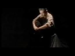 Enrico ruggeri — la bandiera 04:17. Peter Pan Paroles Enrico Ruggeri Greatsong