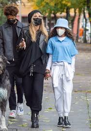 Justice department requested data on 73 phone numbers and 36 email addresses from apple. Heidi Klum Looks Effortlessly Chic In A Black Ensemble Readsector Female